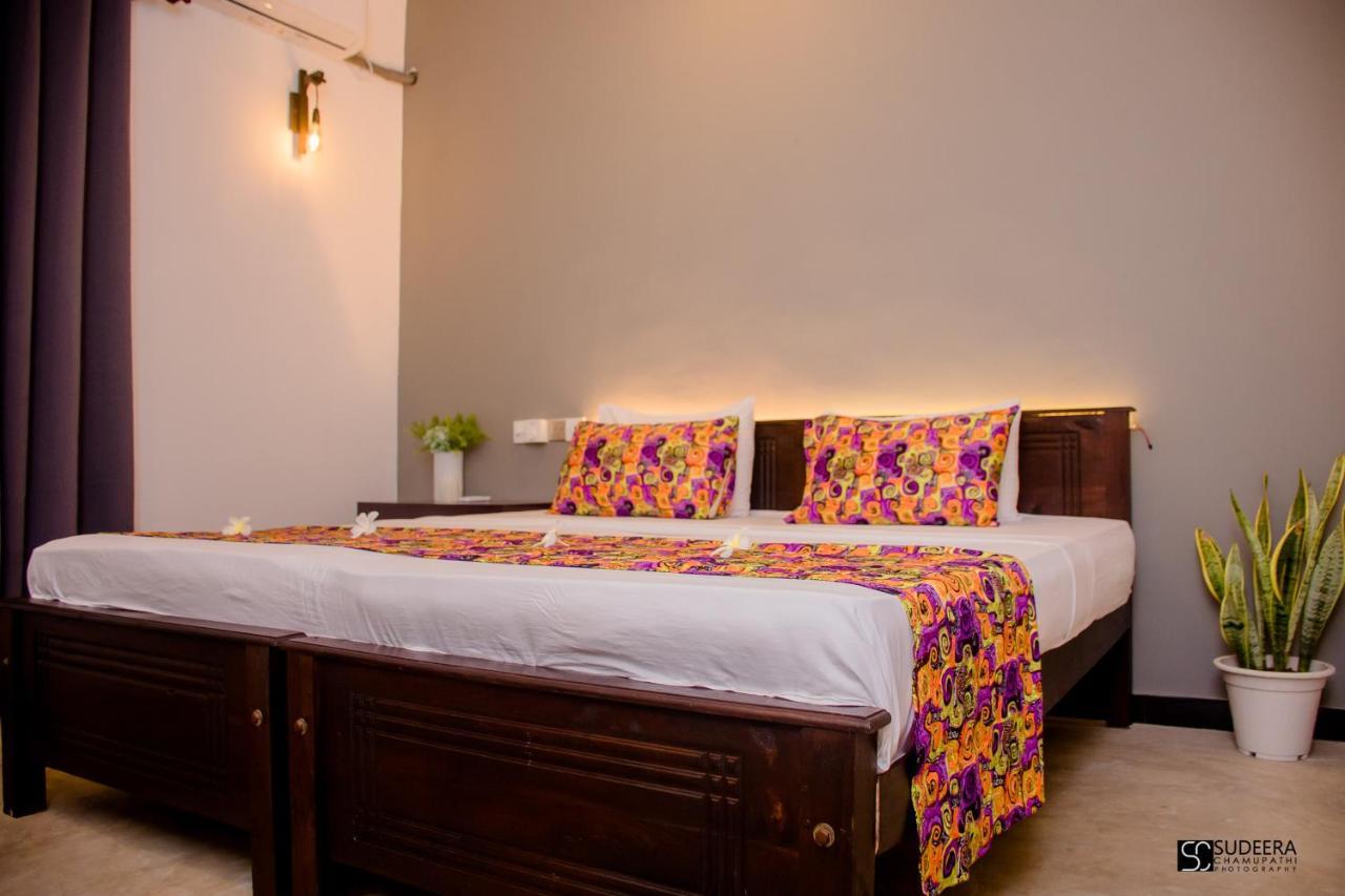 Blooming Polhena Bed & Breakfast Matara Exterior foto