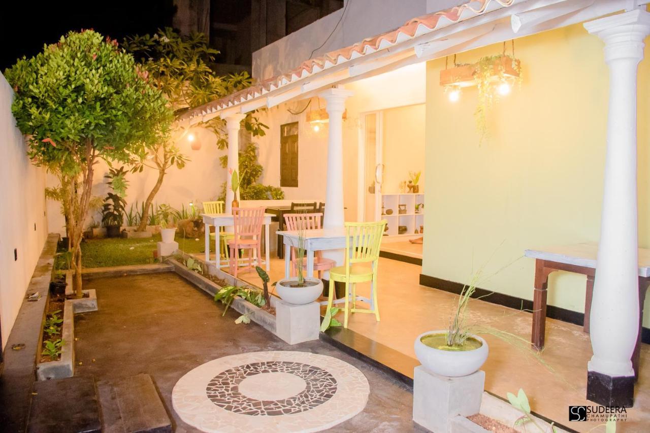 Blooming Polhena Bed & Breakfast Matara Exterior foto